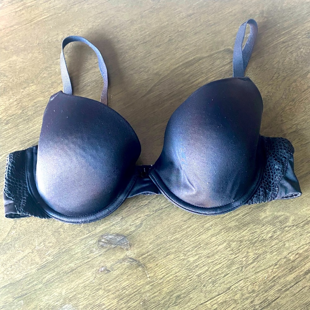 Black Nursing Bra with Lace Detail (36B)
